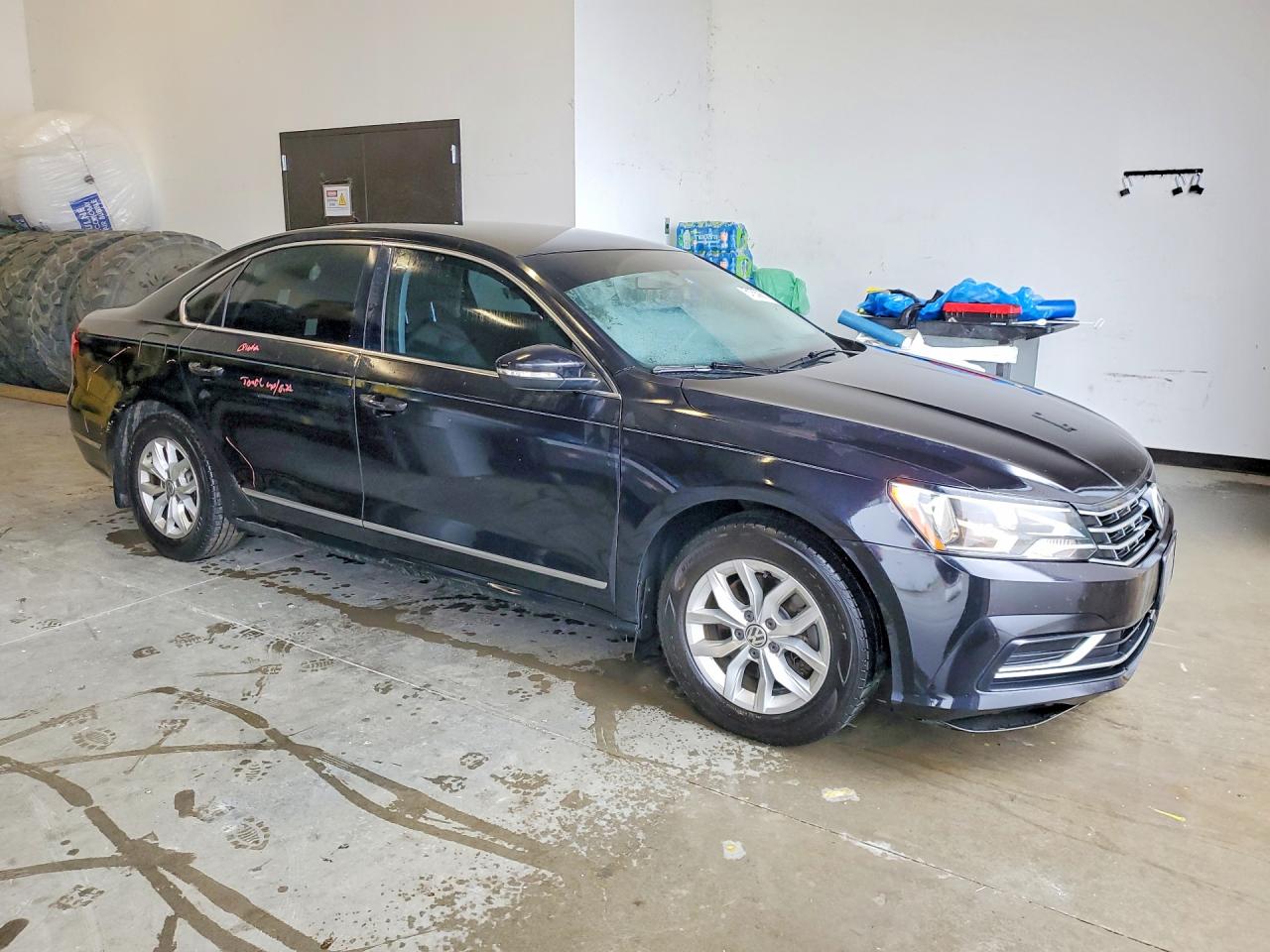 2017 VOLKSWAGEN PASSAT S photo 7