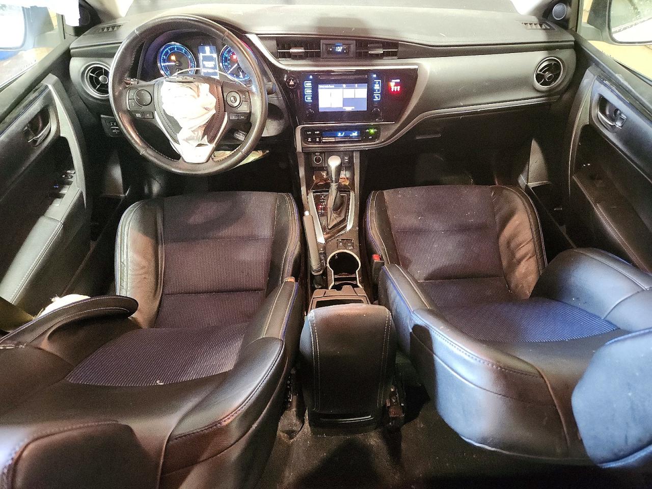 2018 TOYOTA COROLLA SE photo 15
