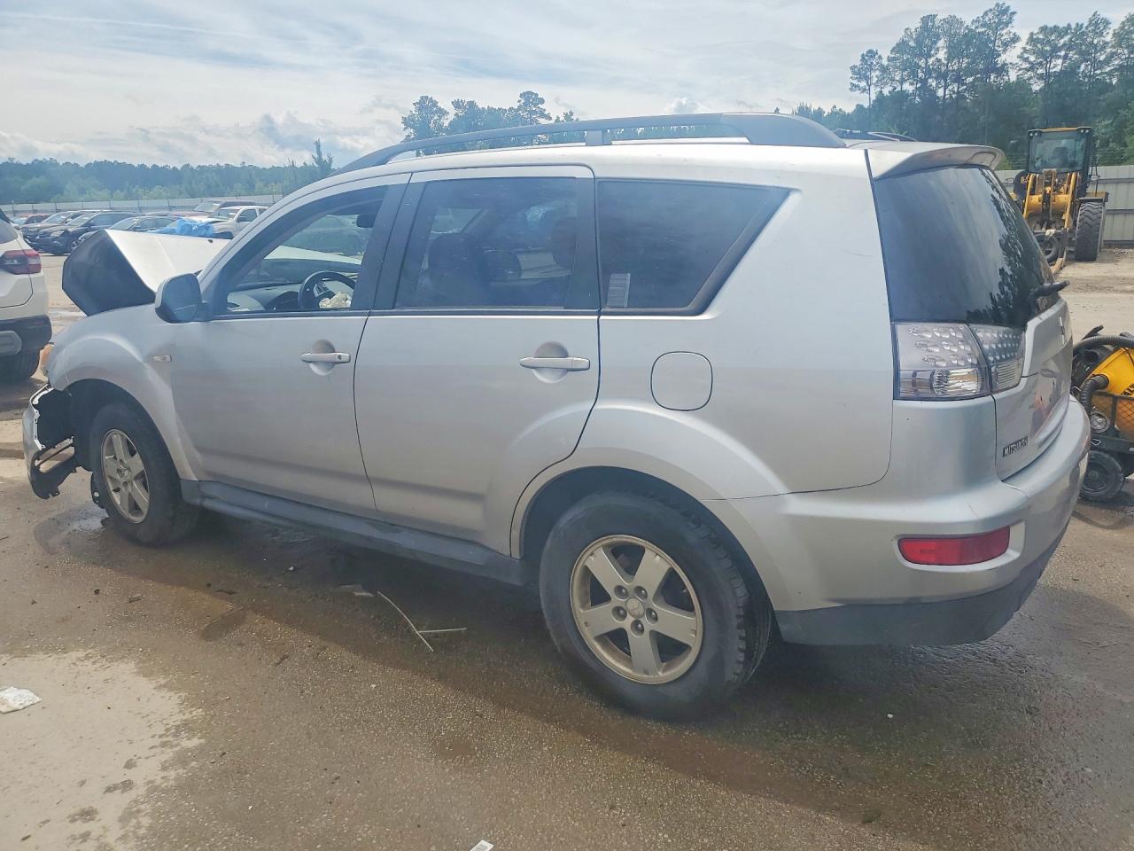 2010 MITSUBISHI OUTLANDER ES photo 3
