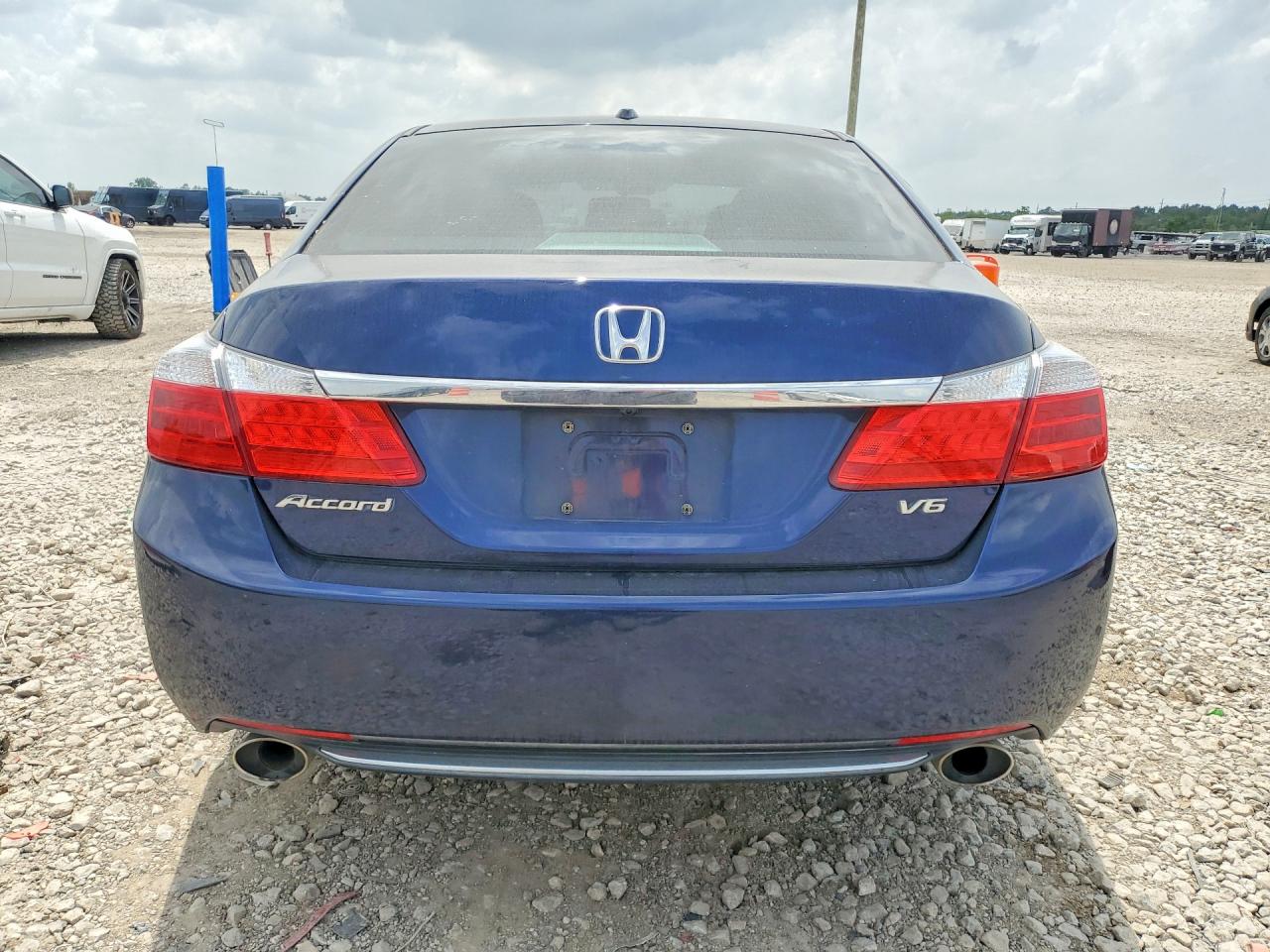 2013 HONDA ACCORD EXL photo 11