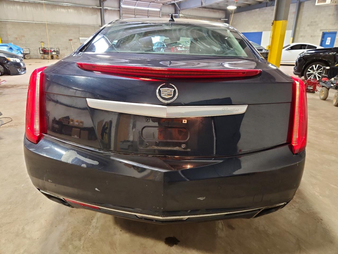 2013 CADILLAC XTS LUXURY COLLECTION photo 6