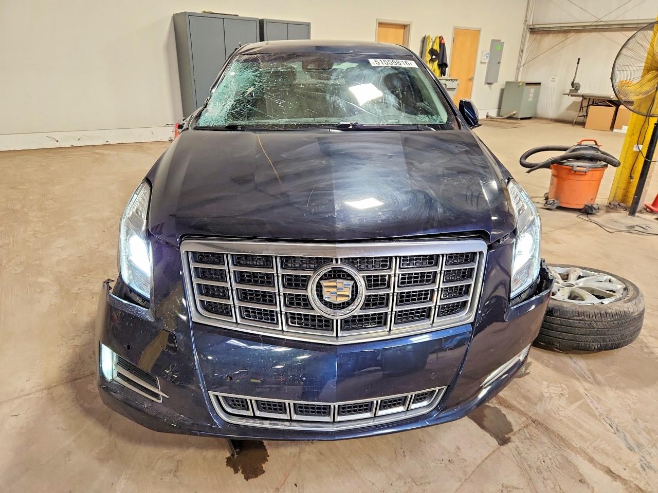 2013 CADILLAC XTS LUXURY COLLECTION photo 5