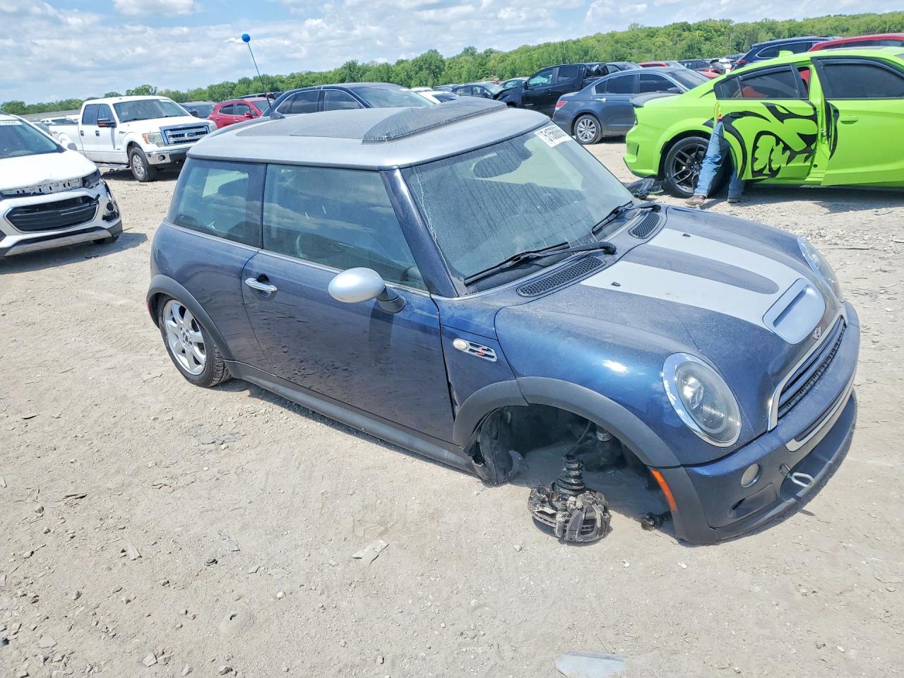 2006 MINI COOPER S photo 10
