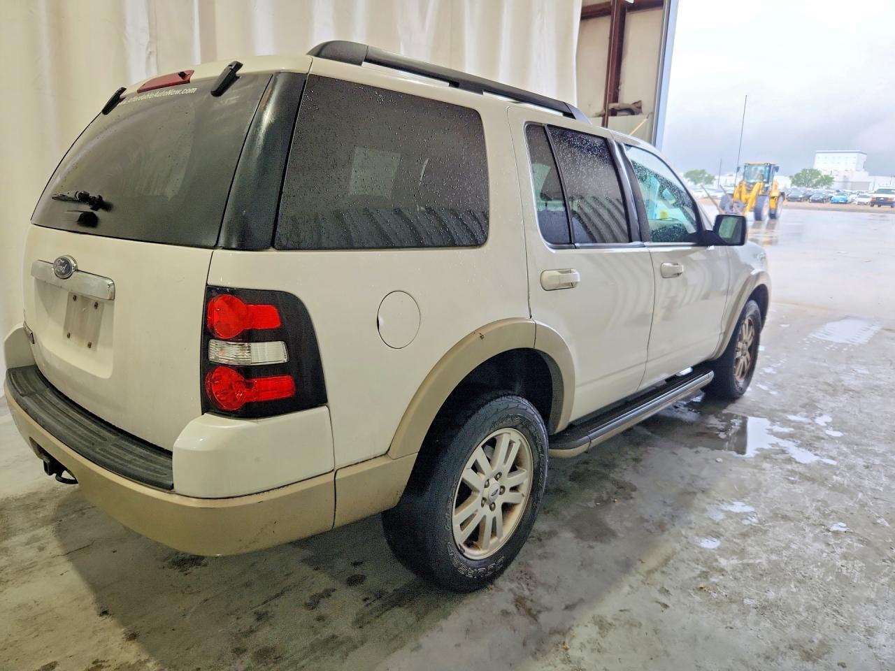 2010 FORD EXPLORER EDDIE BAUER photo 5