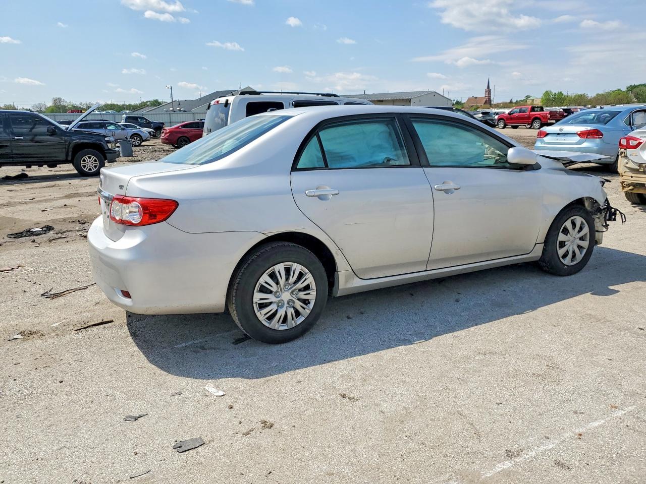 2011 TOYOTA COROLLA LE photo 7