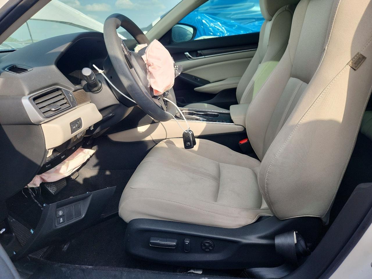 2020 HONDA ACCORD EX photo 19
