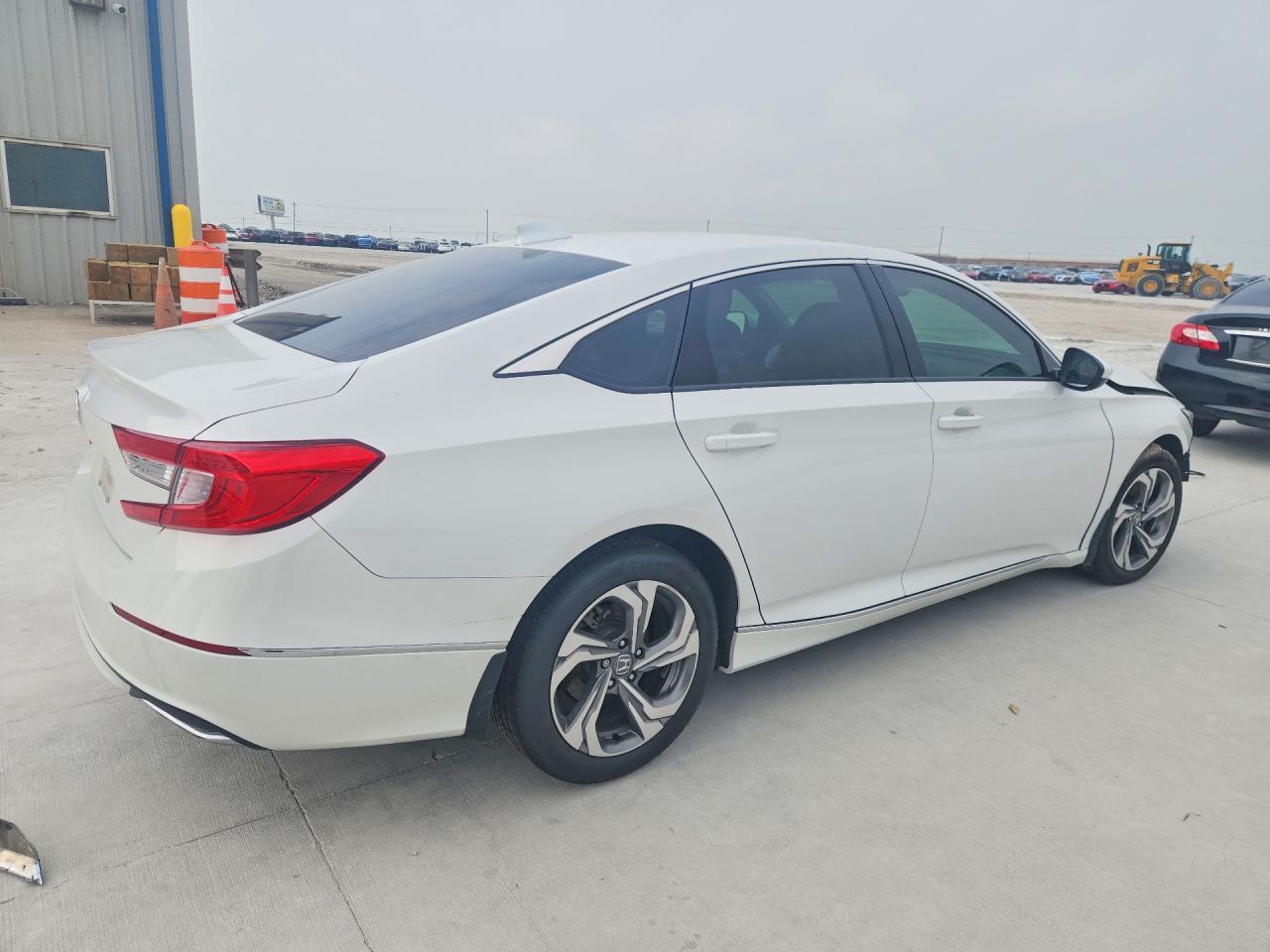 2020 HONDA ACCORD EX photo 7