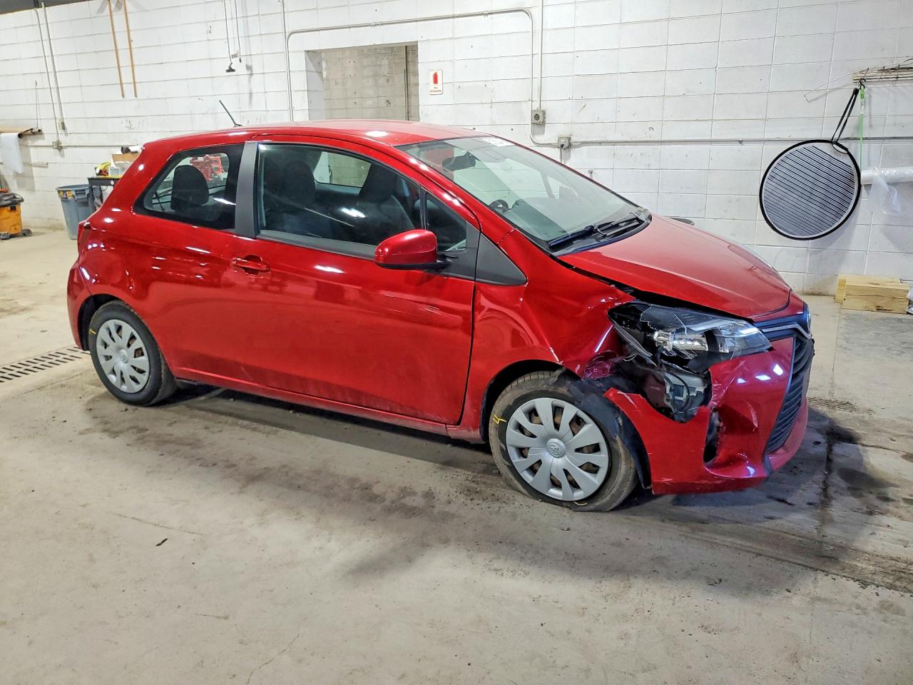 2017 TOYOTA YARIS 3-DOOR L photo 7