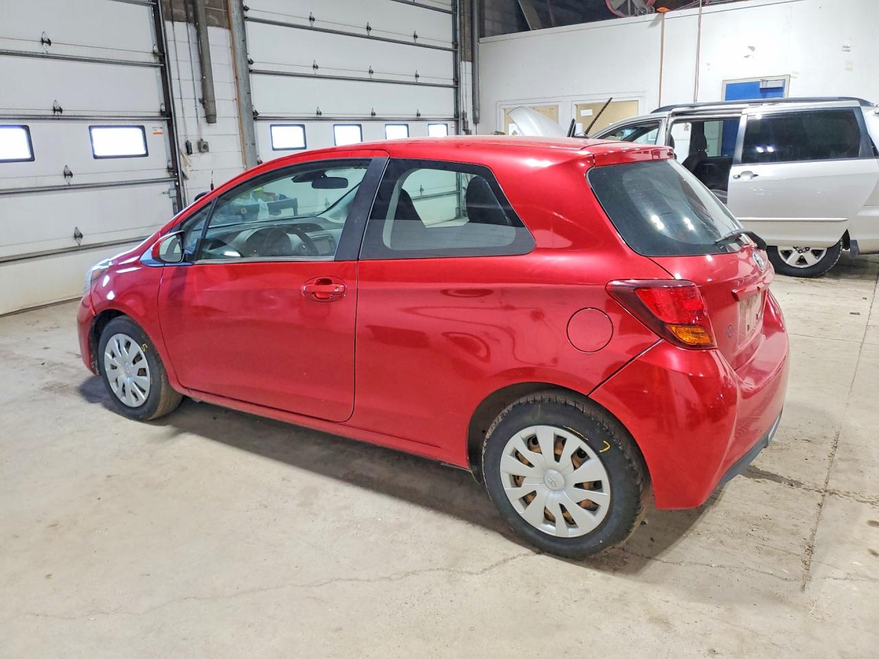 2017 TOYOTA YARIS 3-DOOR L photo 3