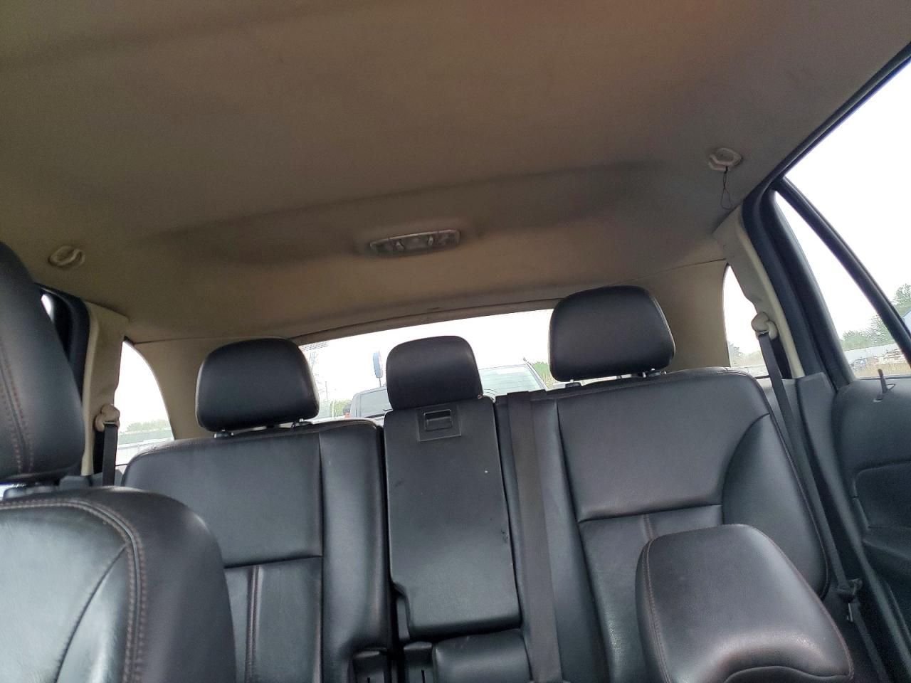 2011 FORD EDGE SEL photo 19