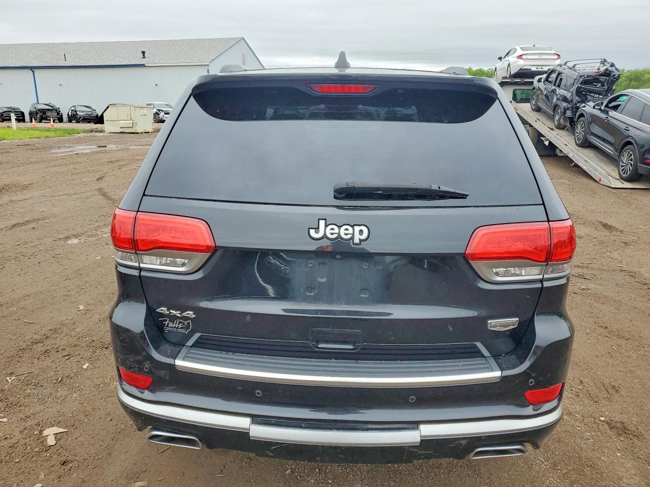 2016 JEEP GRAND CHEROKEE SUMMIT photo 11