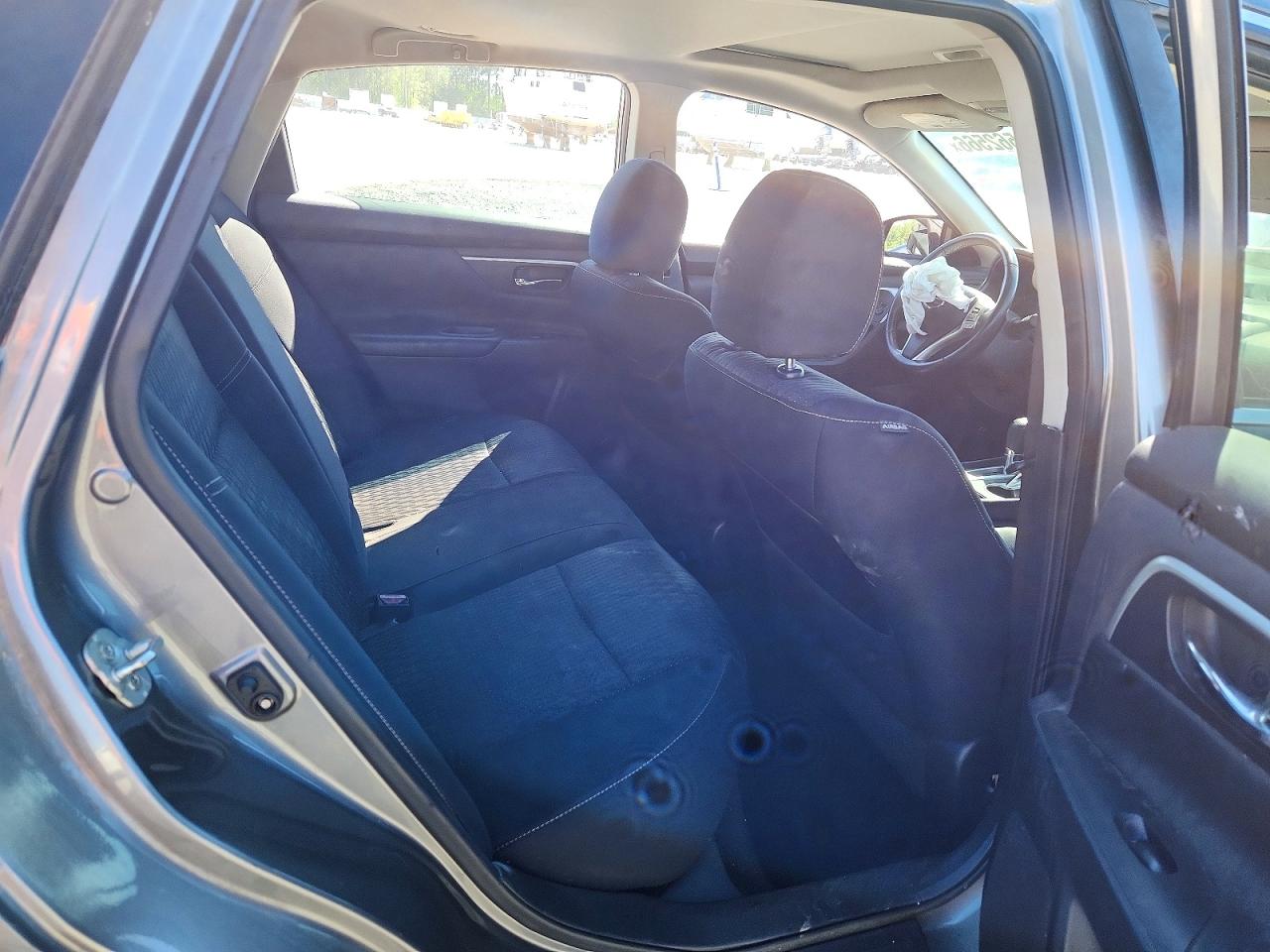 2016 NISSAN ALTIMA 2.5 SV photo 19