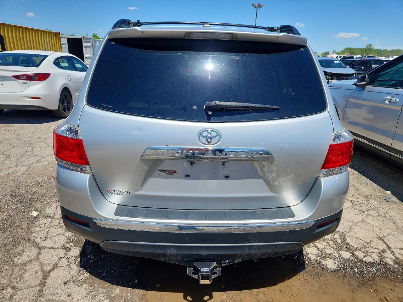 2013 TOYOTA HIGHLANDER LIMITED photo 6