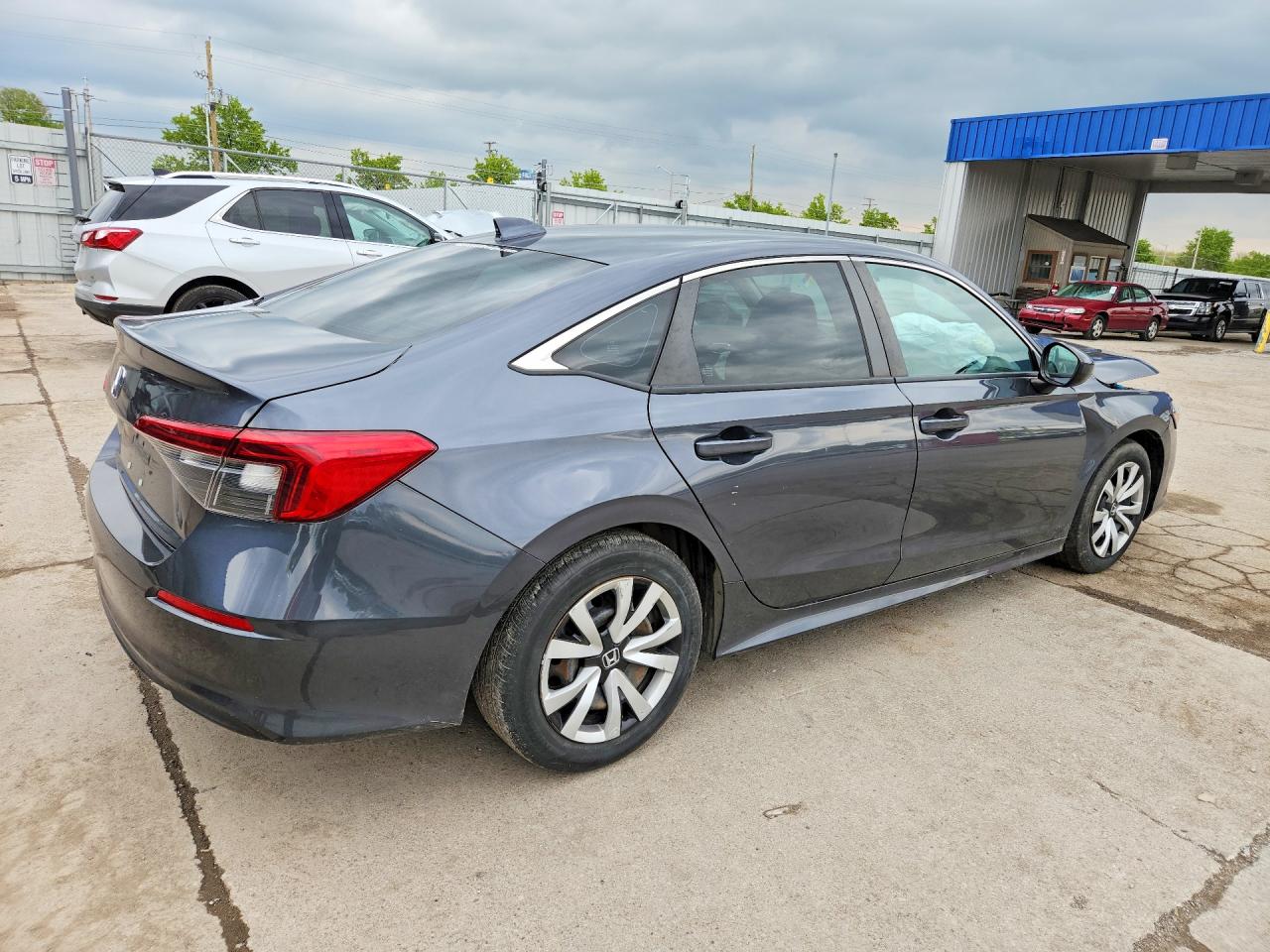 2022 HONDA CIVIC LX photo 5