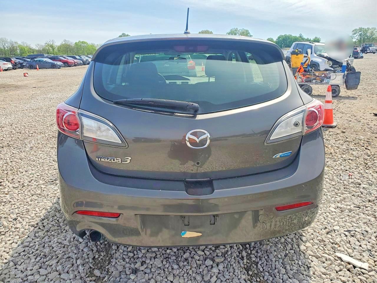 2013 MAZDA 3 I photo 11