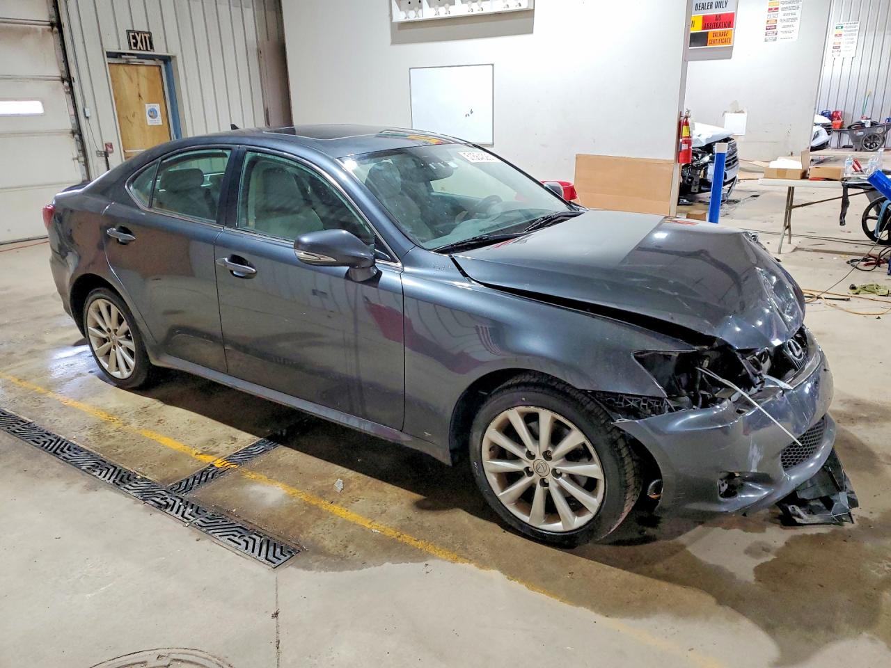 2010 LEXUS IS 250 photo 7