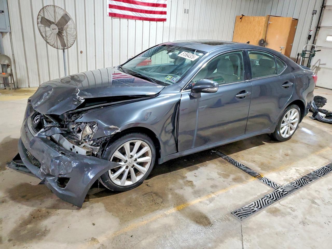2010 LEXUS IS