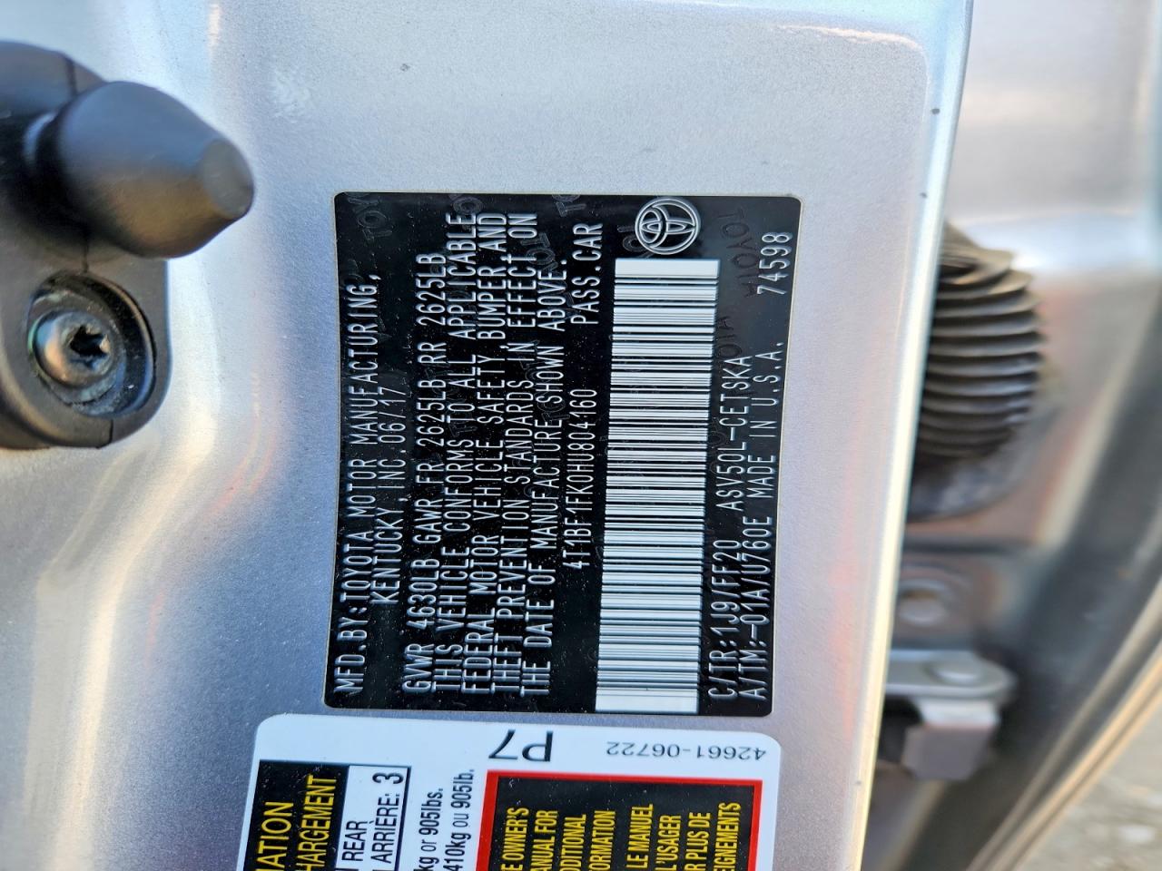 2017 TOYOTA CAMRY SE photo 23