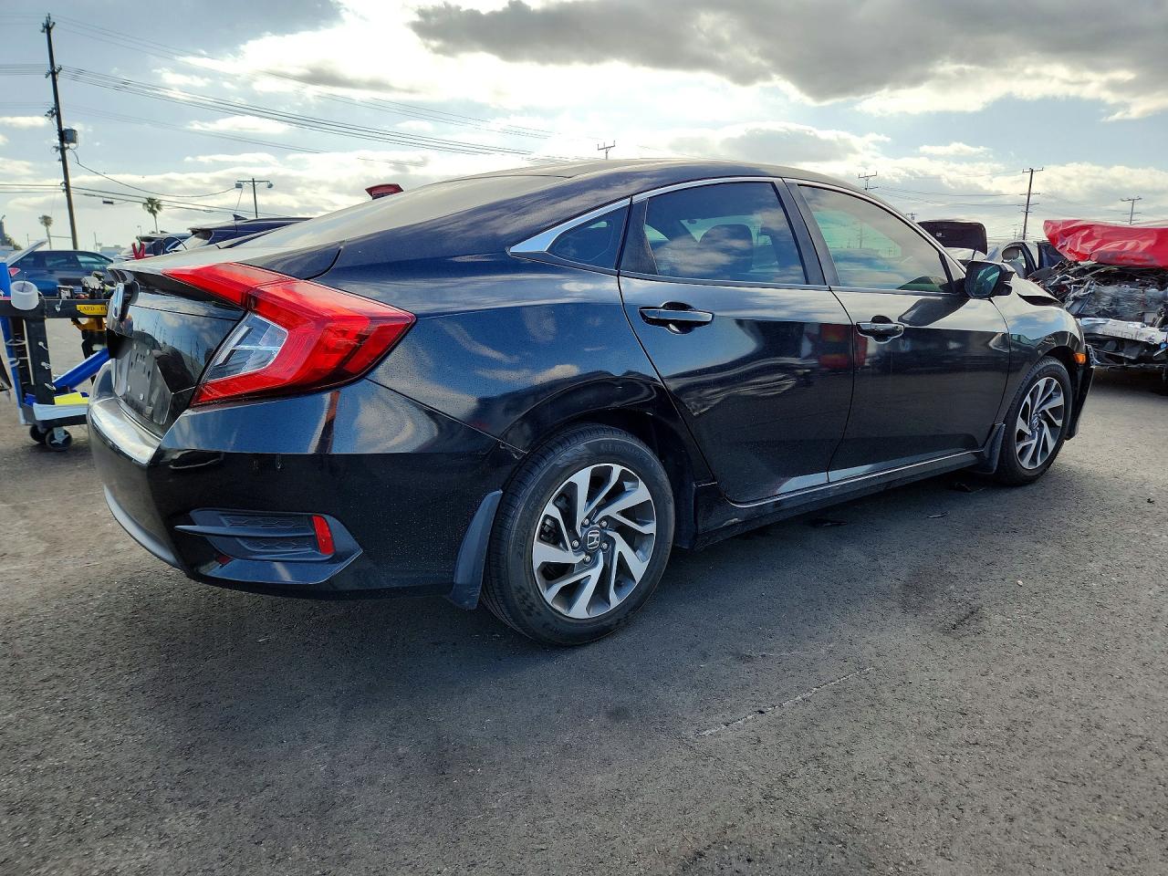 2016 HONDA CIVIC EX photo 5