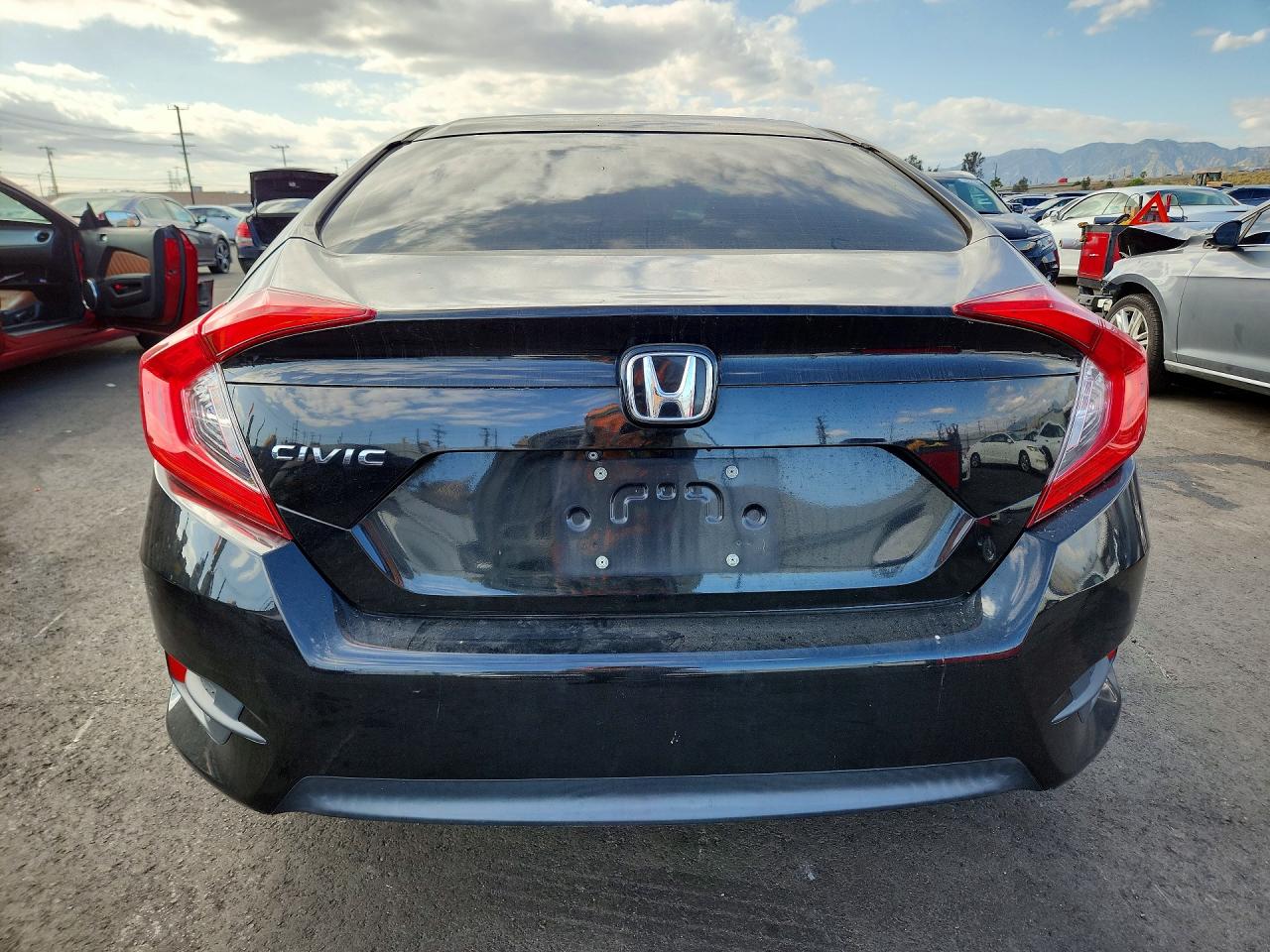 2016 HONDA CIVIC EX photo 11