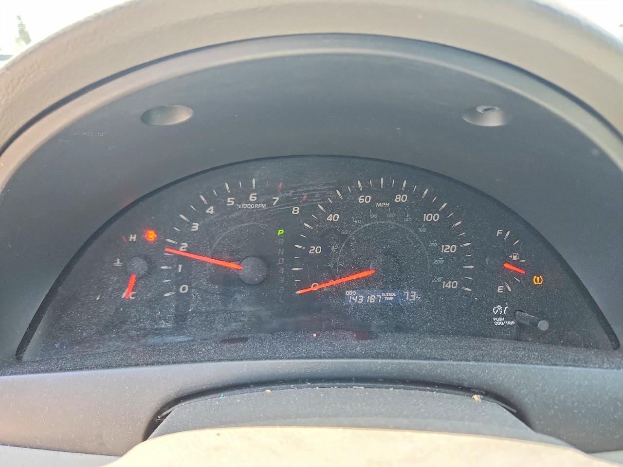 2009 TOYOTA CAMRY LE photo 25