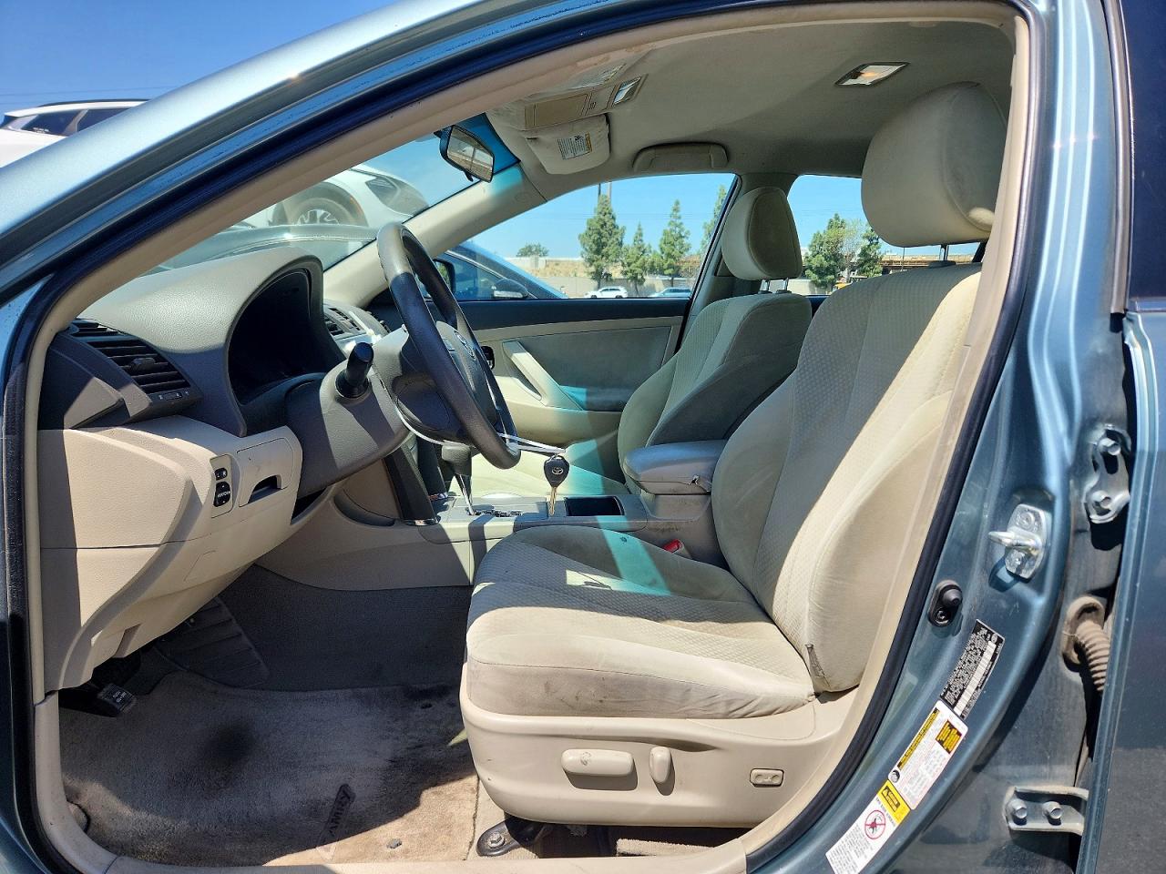 2009 TOYOTA CAMRY LE photo 19