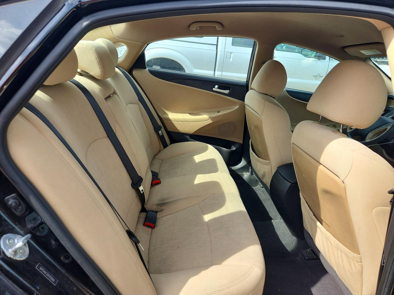 2013 HYUNDAI SONATA GLS photo 19