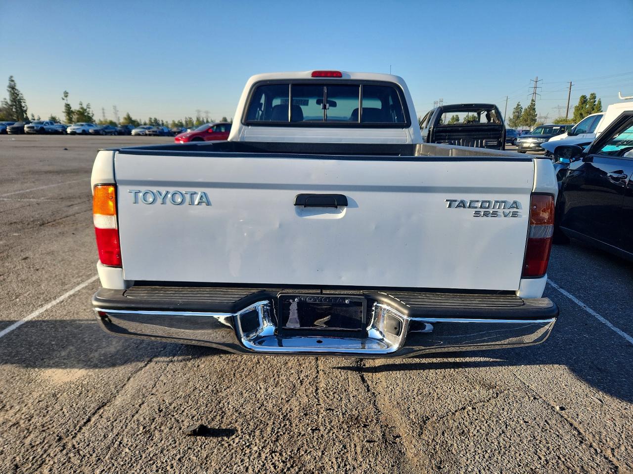 2000 TOYOTA TACOMA XTRACAB PRERUNNER photo 16