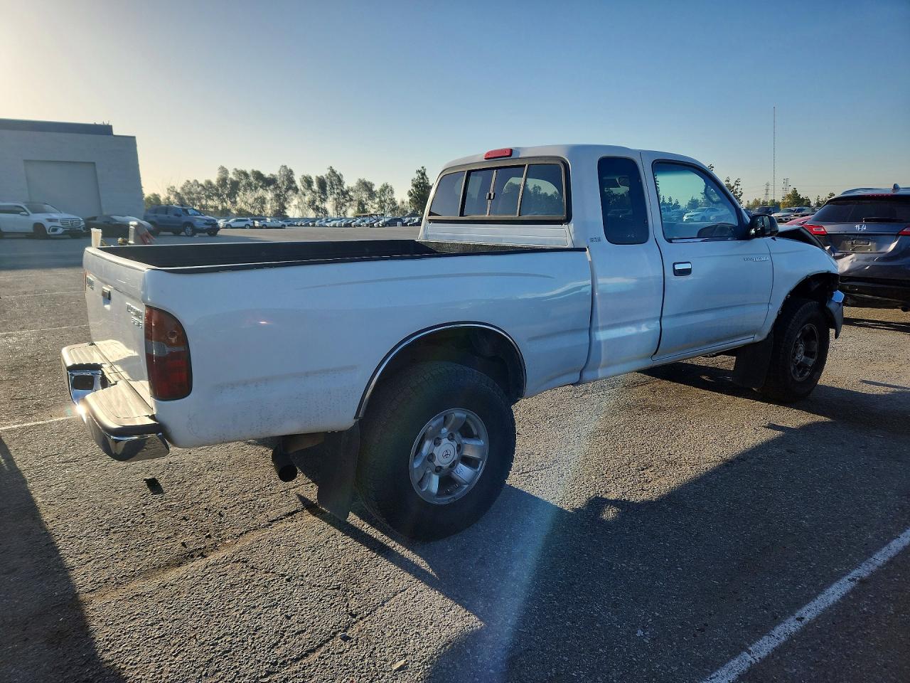 2000 TOYOTA TACOMA XTRACAB PRERUNNER photo 7