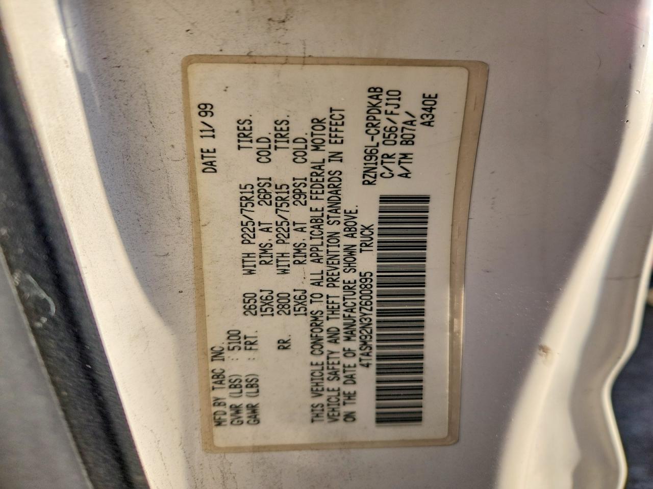2000 TOYOTA TACOMA XTRACAB PRERUNNER photo 37