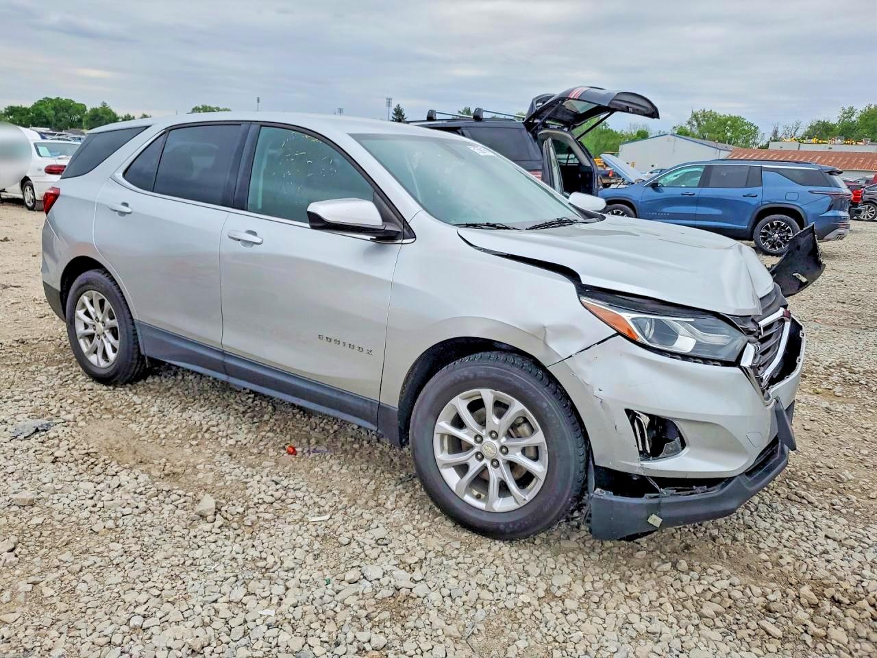 2018 CHEVROLET EQUINOX LT photo 7