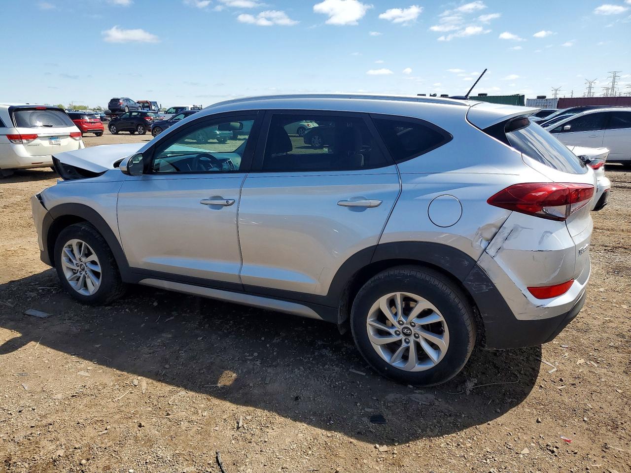 2017 HYUNDAI TUCSON SE photo 2