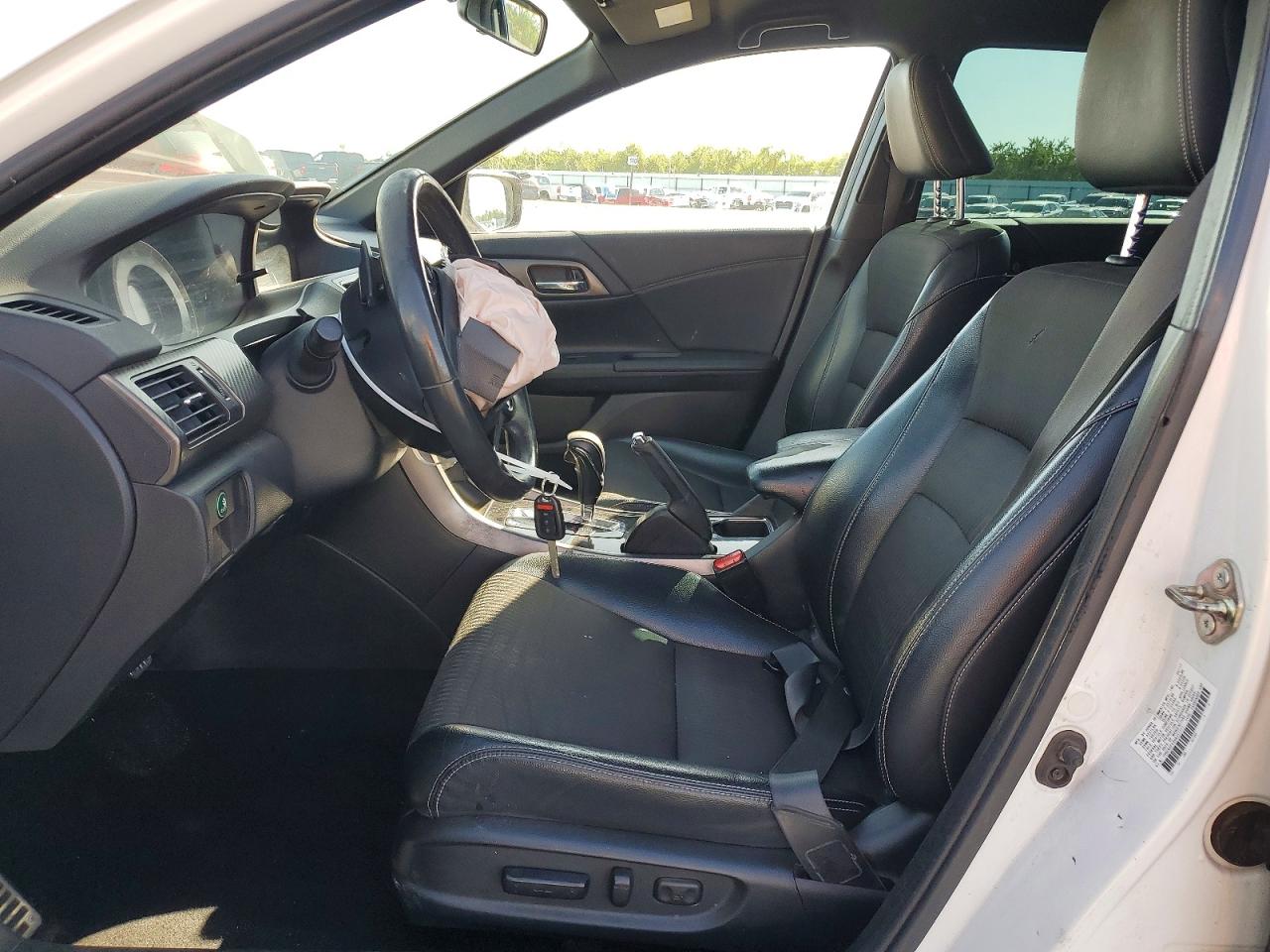 2017 HONDA ACCORD SPORT photo 13