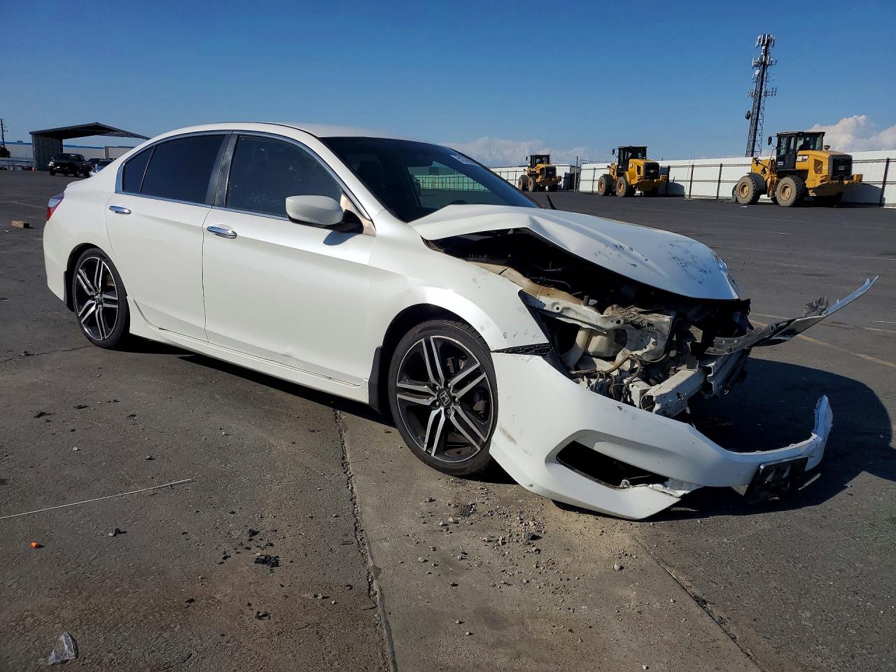 2017 HONDA ACCORD SPORT photo 7