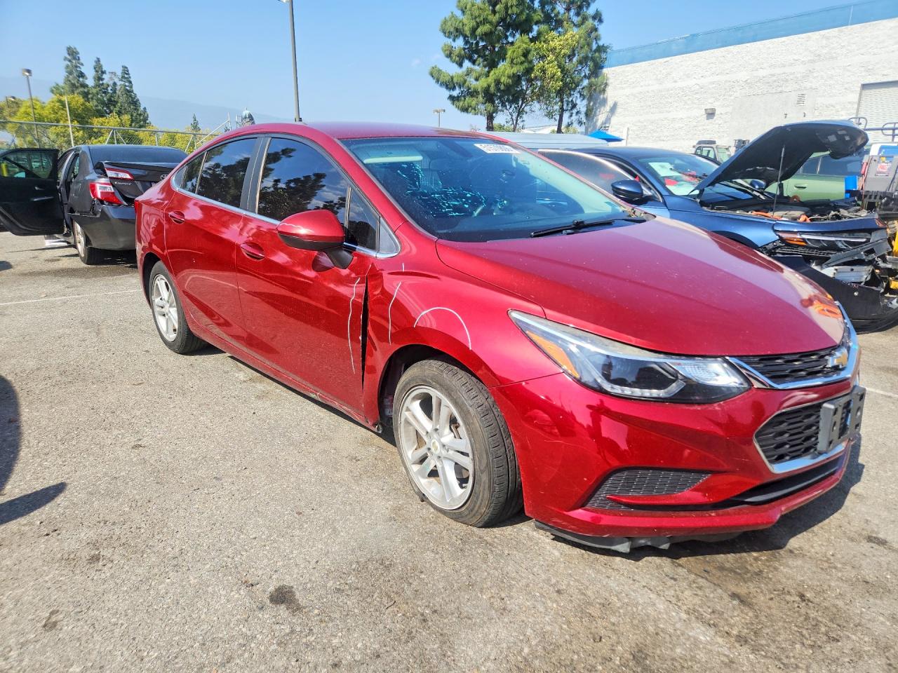 2017 CHEVROLET CRUZE LT photo 4