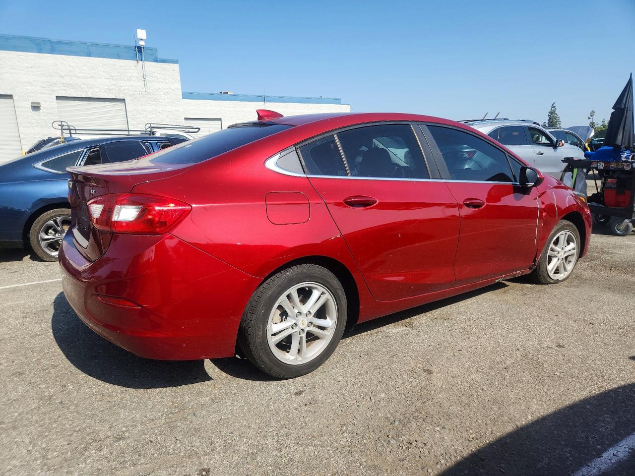2017 CHEVROLET CRUZE LT photo 3
