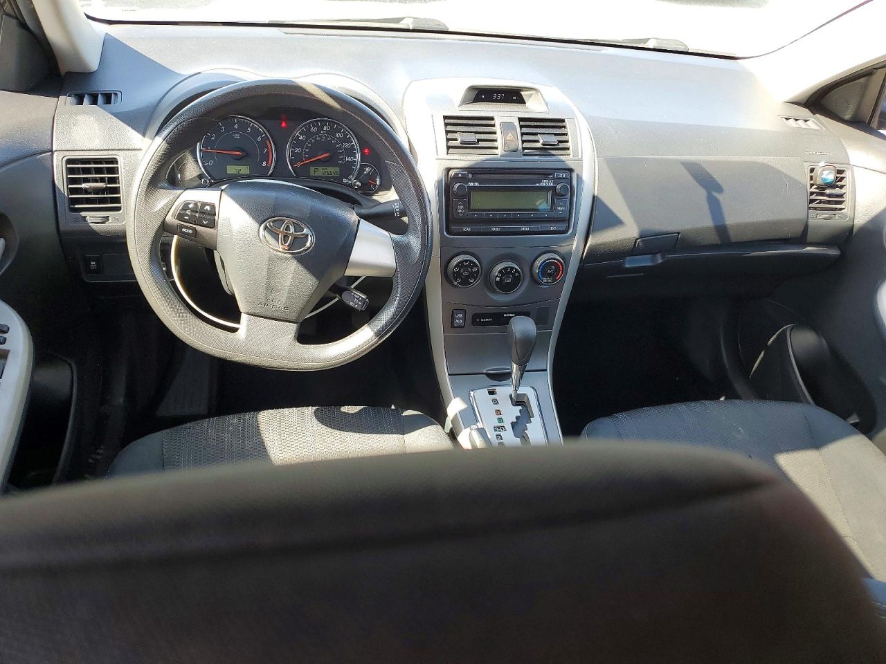 2012 TOYOTA COROLLA S photo 22