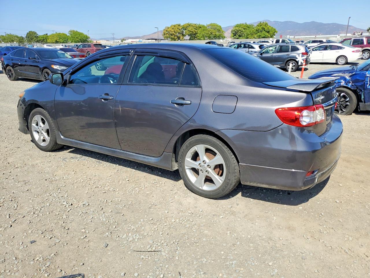2012 TOYOTA COROLLA S photo 4