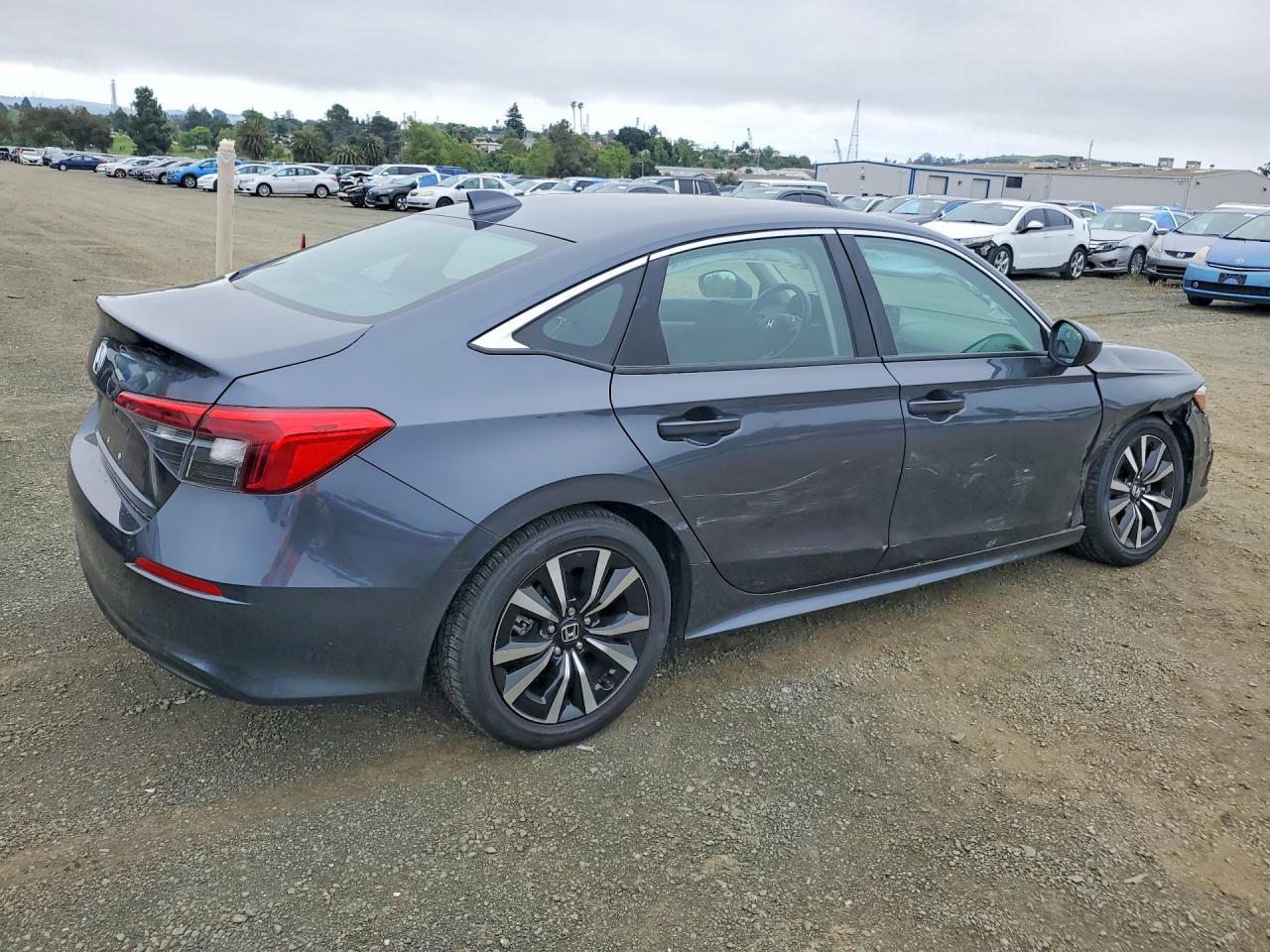 2023 HONDA CIVIC EX photo 3
