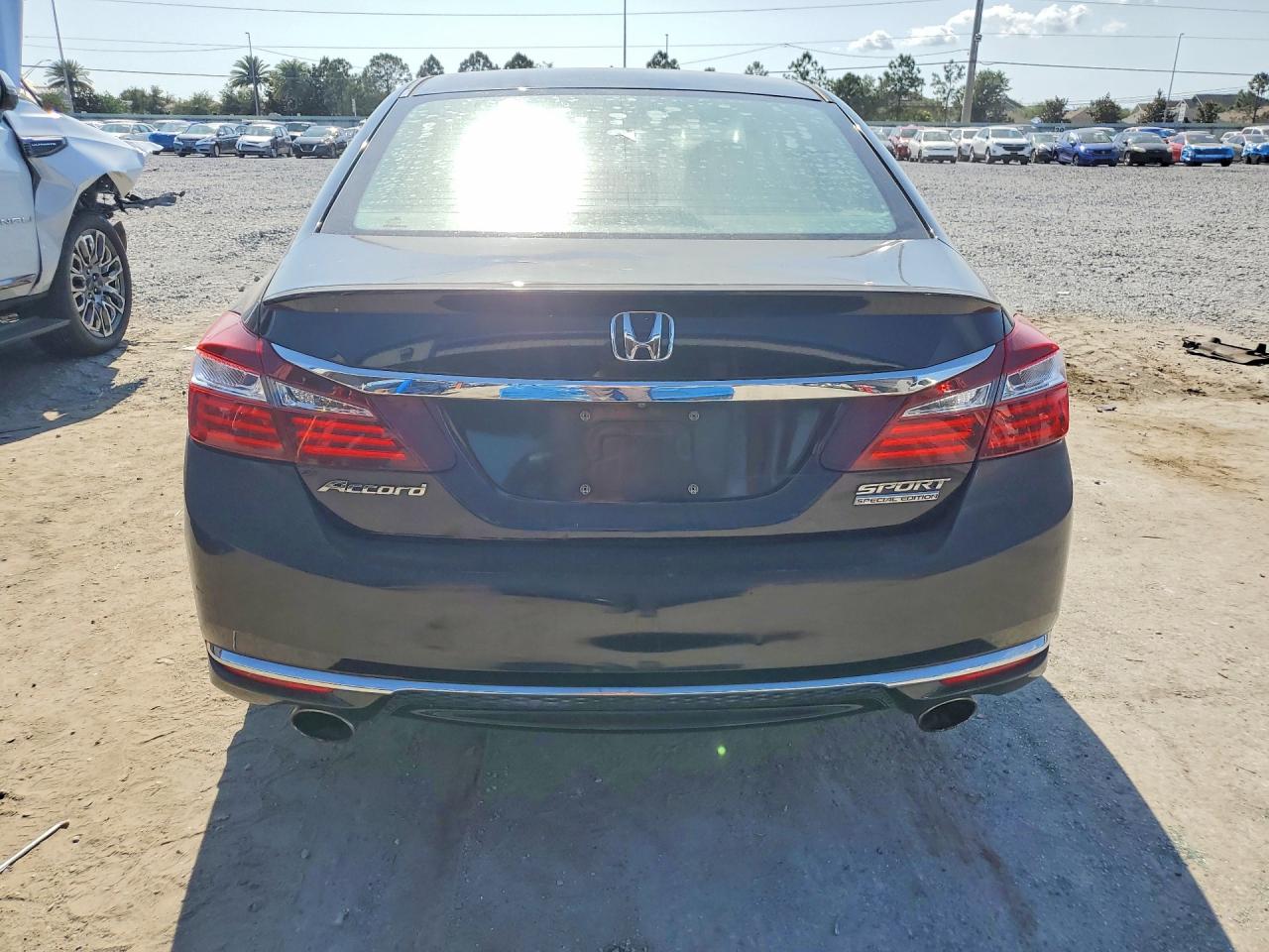 2017 HONDA ACCORD SPORT SPECIAL EDITION photo 6
