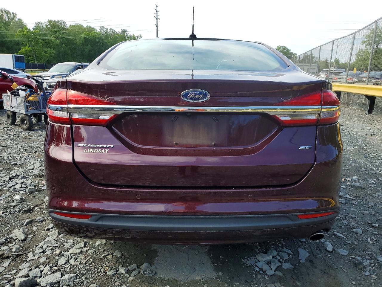2017 FORD FUSION SE photo 6