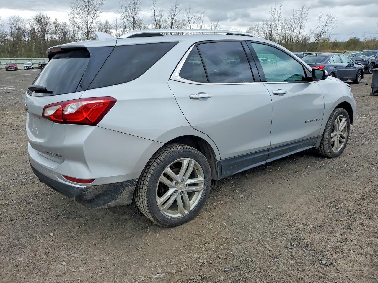 2019 CHEVROLET EQUINOX PREMIER photo 5