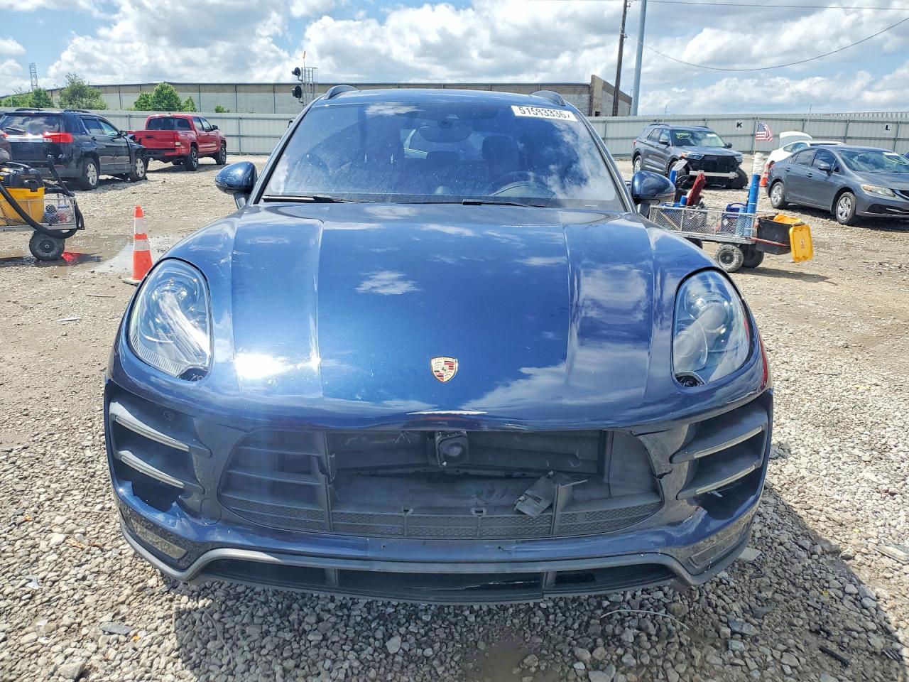 2015 PORSCHE MACAN TURBO photo 9