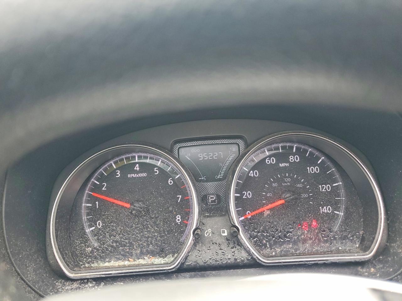 2018 NISSAN VERSA SV photo 25