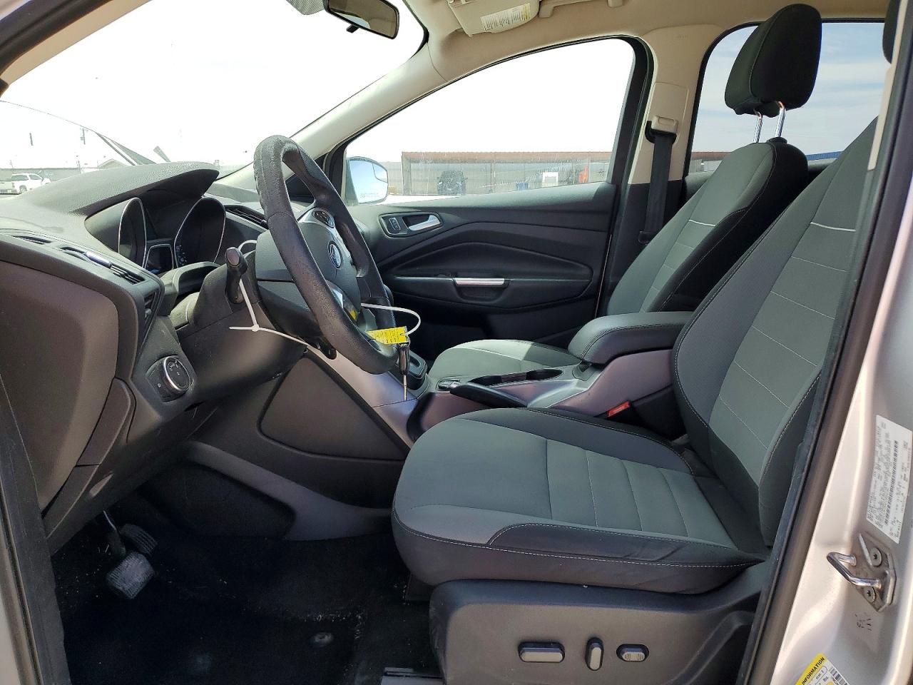 2015 FORD ESCAPE SE photo 13