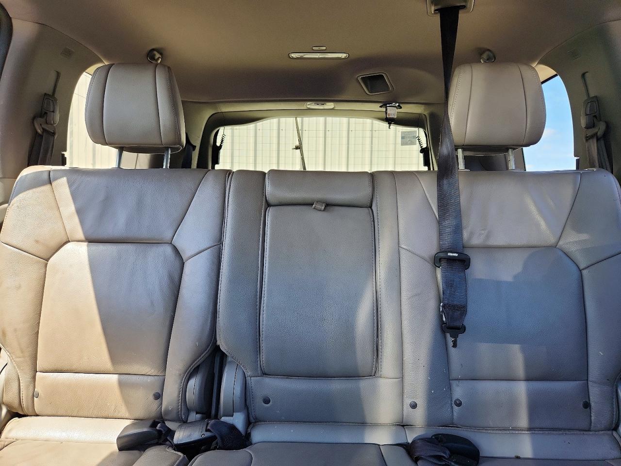 2015 HONDA PILOT EXL photo 28
