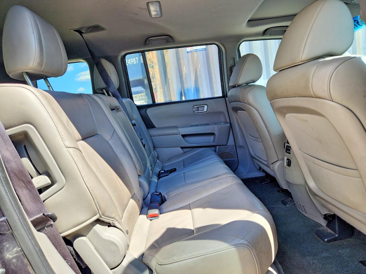 2015 HONDA PILOT EXL photo 31