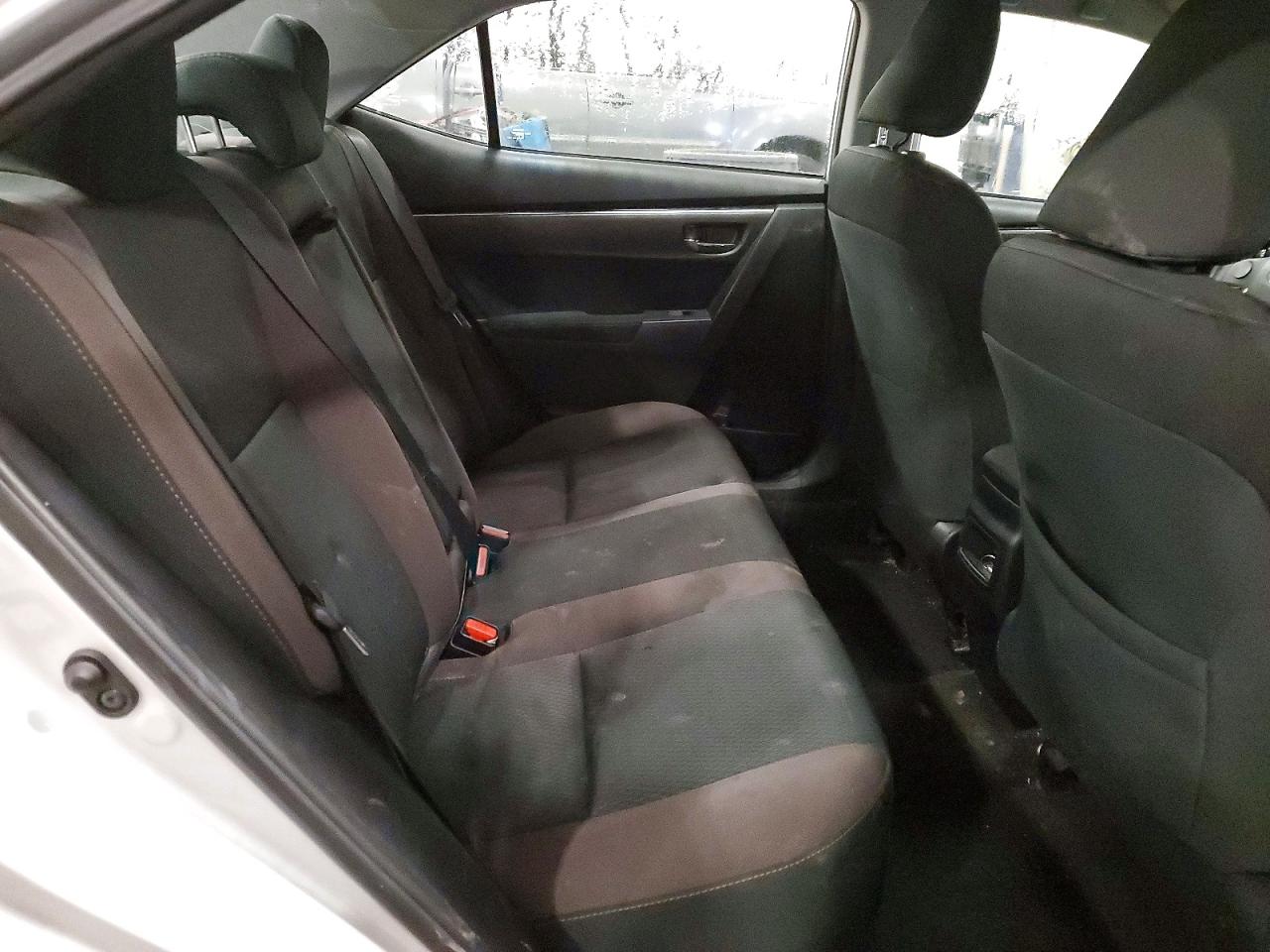 2018 TOYOTA COROLLA LE photo 28