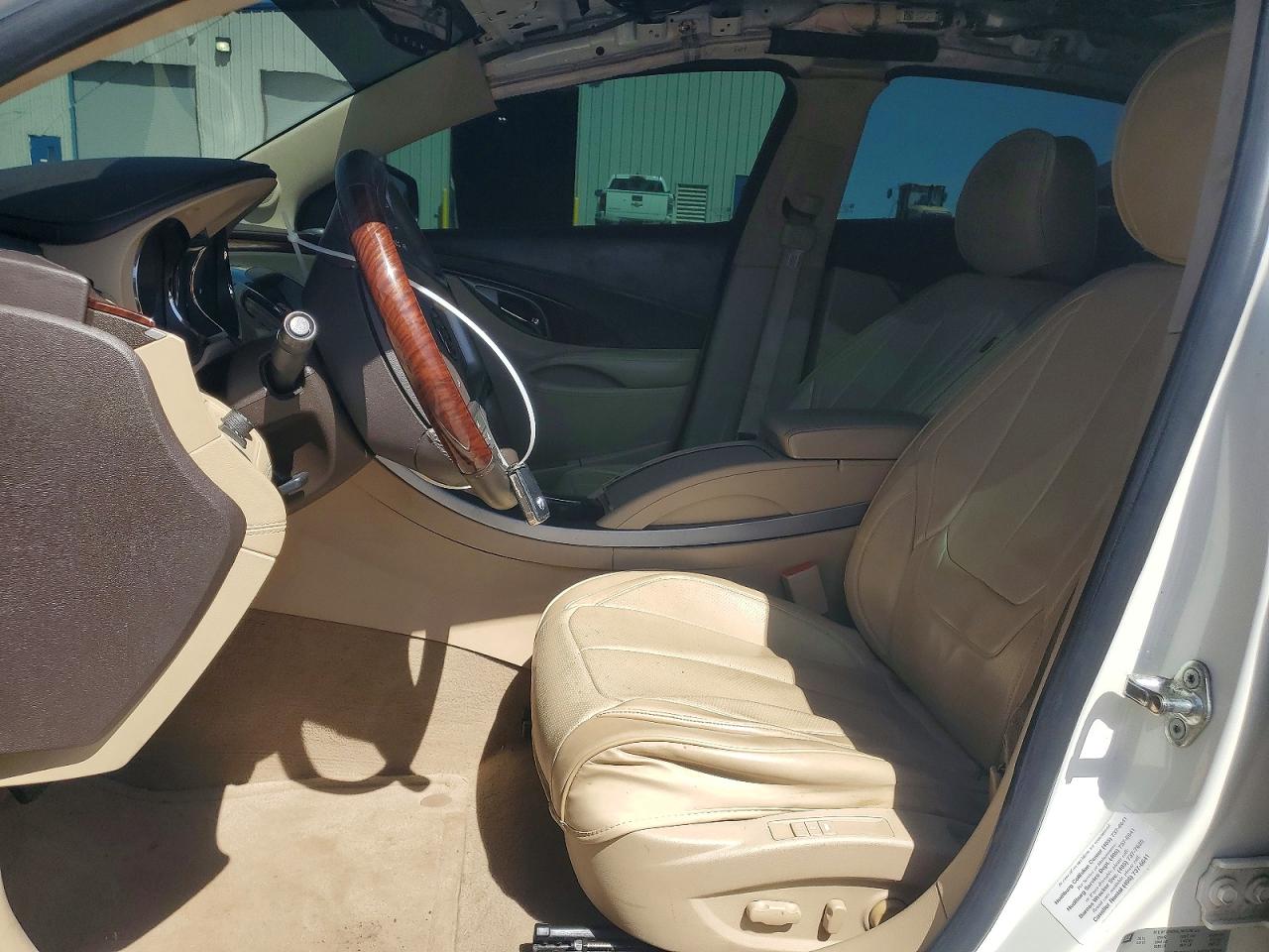2011 BUICK LACROSSE CXS photo 19