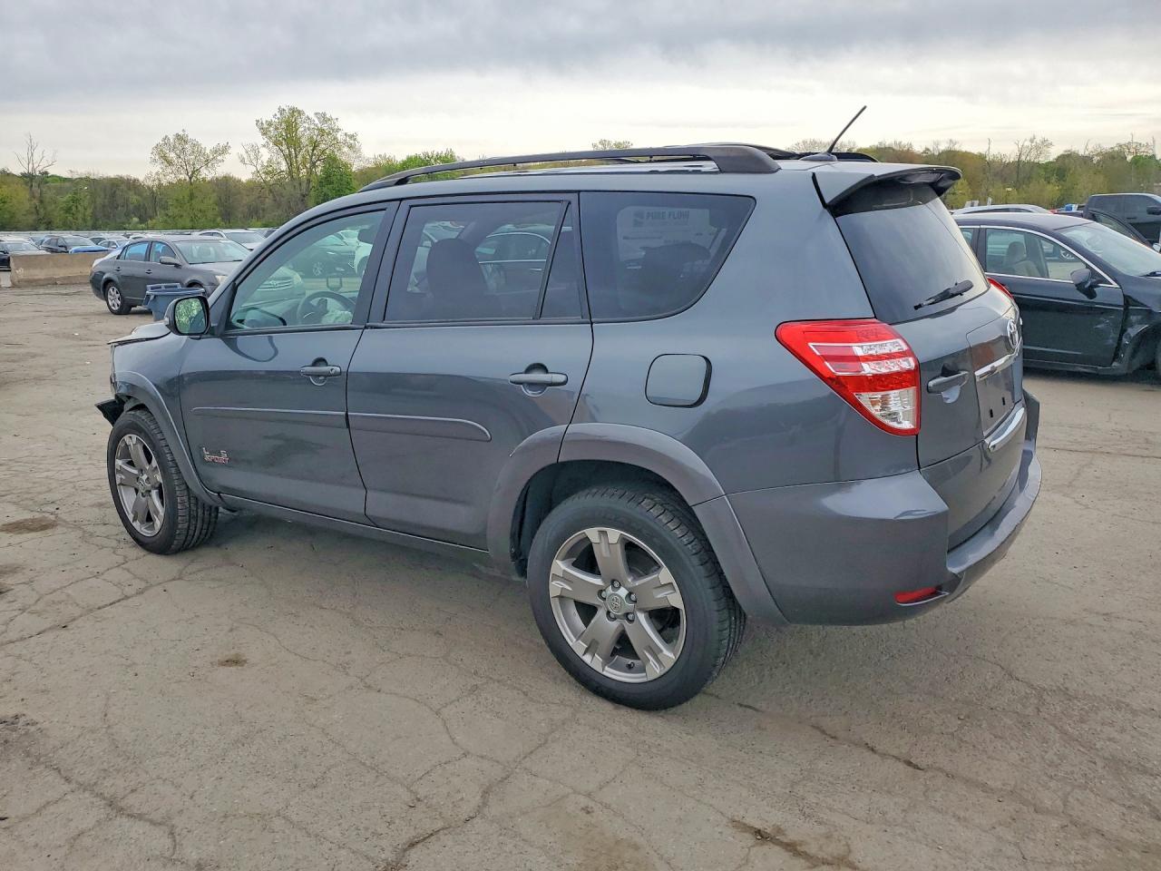 2011 TOYOTA RAV4 SPORT photo 3
